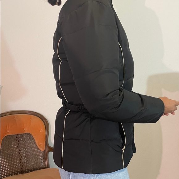 The North Face Puffer Jacket with Belt - Picture 4 of 4